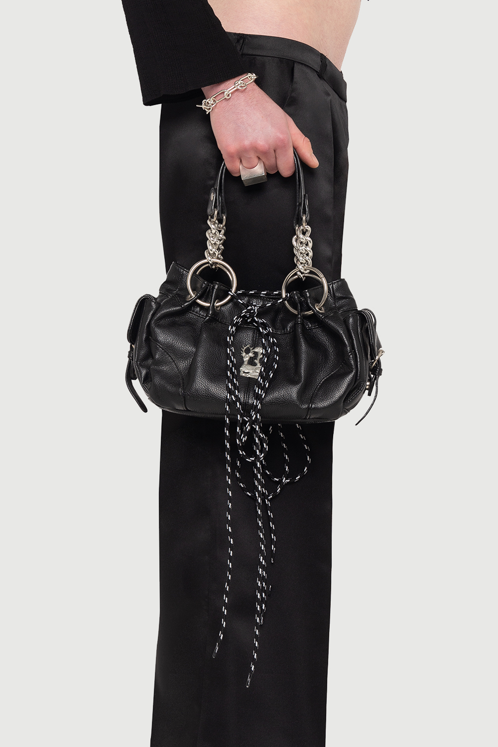 OLLIVER_JONES_MEDIEVAL_BAG_GREY